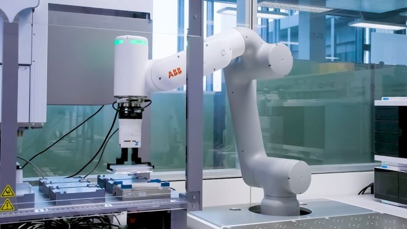 ABB will combine its robotics hardware and software knowledge with Agilent’s analytical instrument expertise to enhance automation inlaboratories.