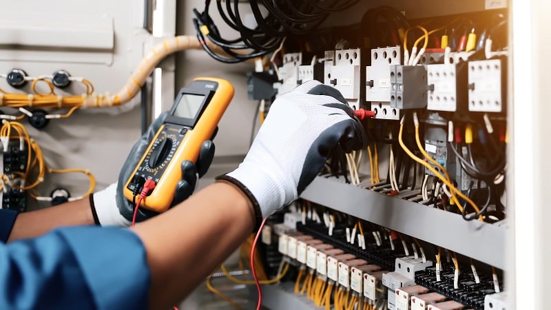  Figure 3. Testing low-voltage control wiring is a critical step before commissioning.
