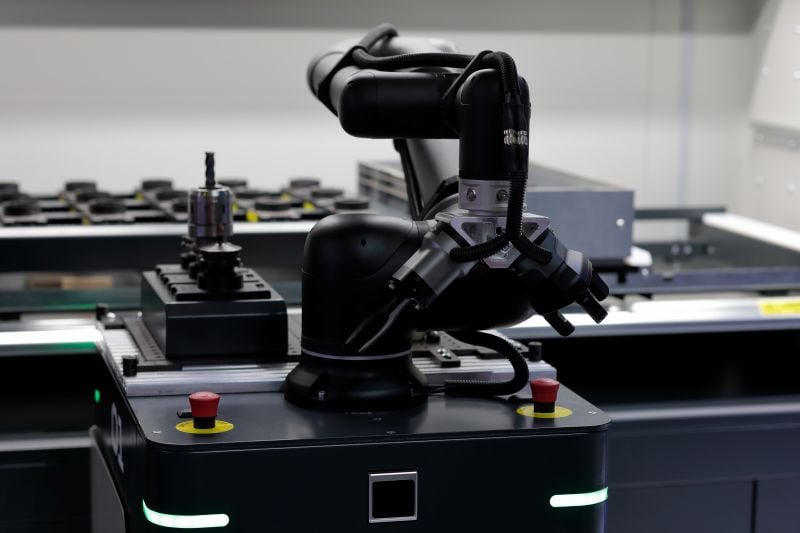 The HEJ 90 joint is suitable for a wide range of robotic applications, including mobile manipulators