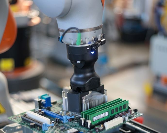 Fraunhofer’s iDEAR project uses machine vision, artificial intelligence, and robotics to handle e-waste.