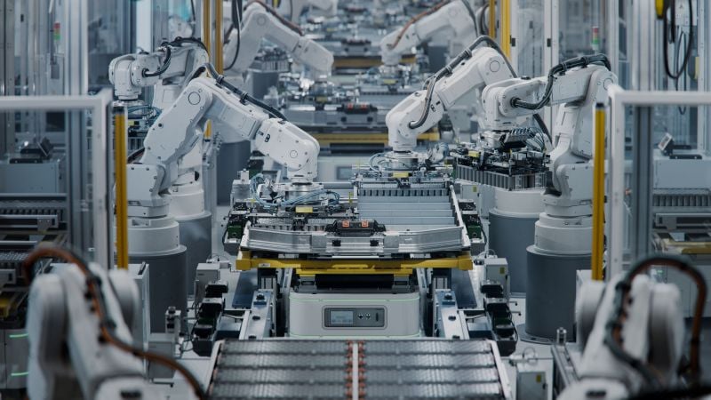 The new high-voltage DDL motors can be used in demanding applications
like semiconductor manufacturing, battery production, and precision machining.
