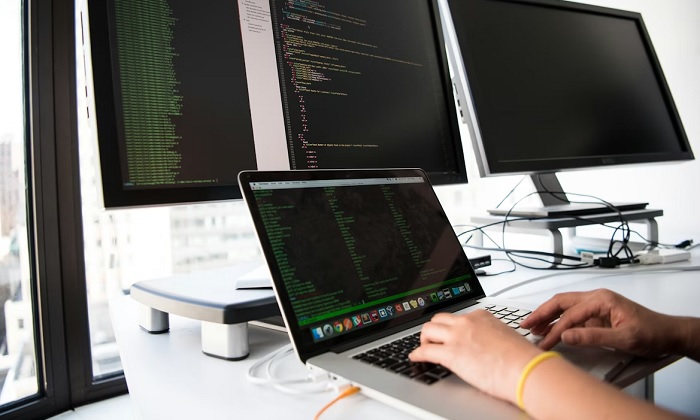 Figure 2. Programming computer applications from scratch.