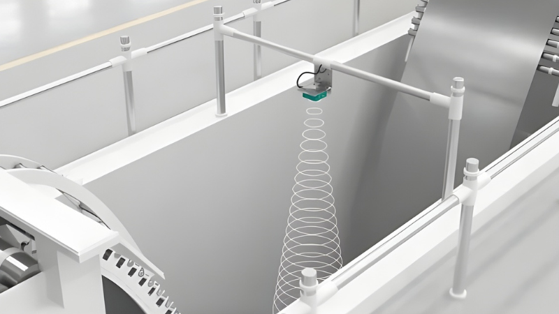 UB*-F42 series ultrasonic sensors can be used to determine the fill level of raw materials, both solids and liquids